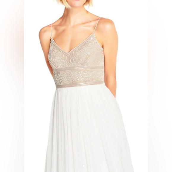 Adrianna Papell Long Shades Of Ivory Sequins Beaded Gown Unaltered Size 6 - Picture 14 of 15